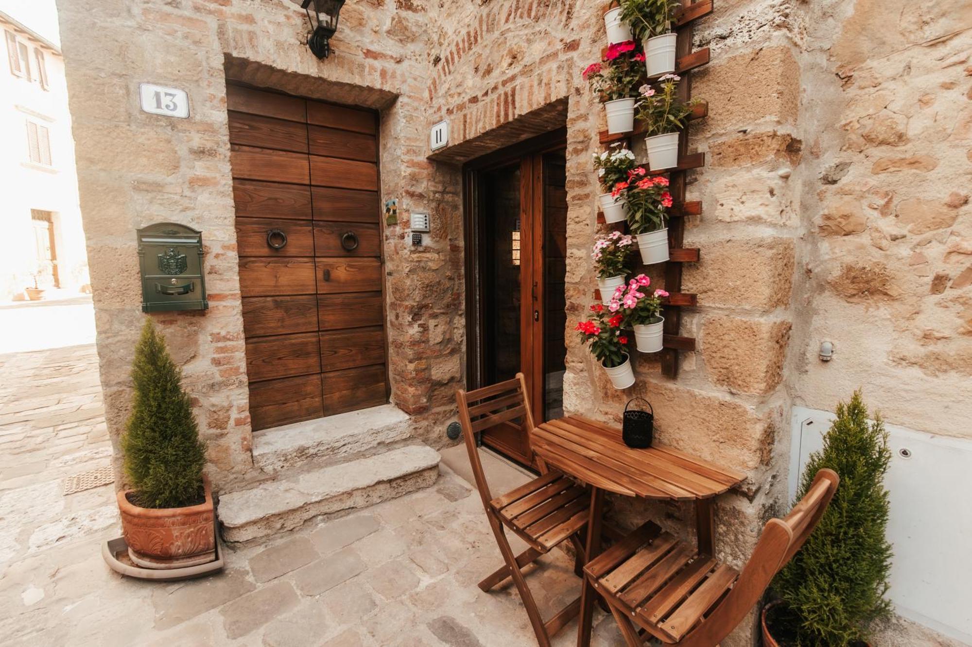 Donna Laura - Holiday Home San Quirico dʼOrcia Esterno foto